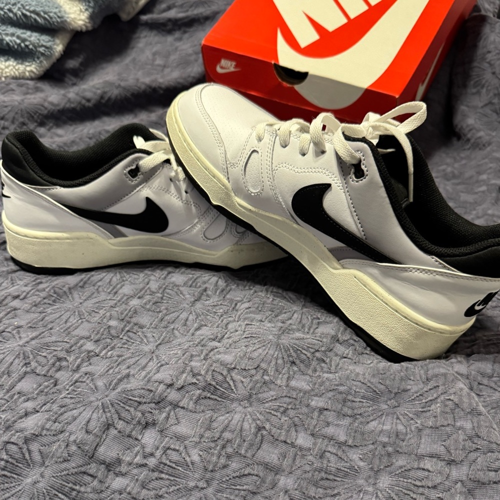 Nike Full Force Lows Size 9